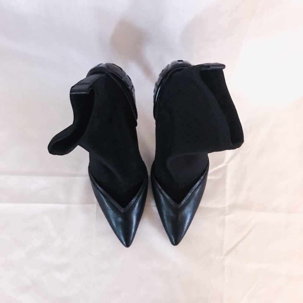 michael kors // black stiletto heeled boots - Picture 2 of 6